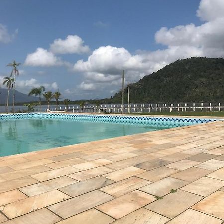 Iate Clube Rio Verde - Ilha Comprida Cananéia エクステリア 写真