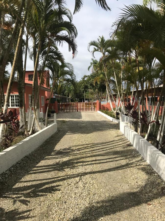 Iate Clube Rio Verde - Ilha Comprida Cananéia エクステリア 写真