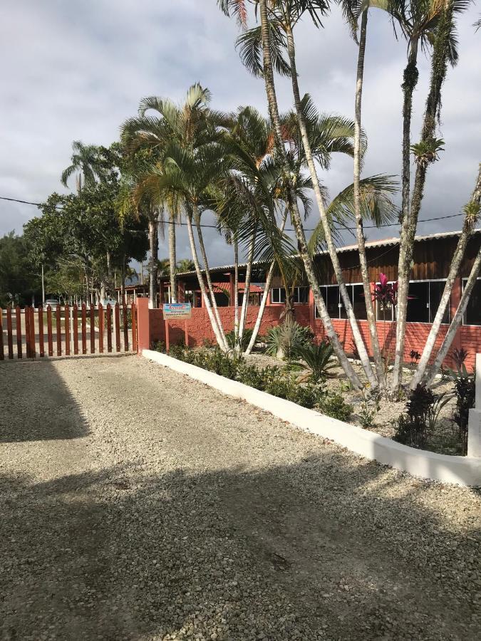 Iate Clube Rio Verde - Ilha Comprida Cananéia エクステリア 写真